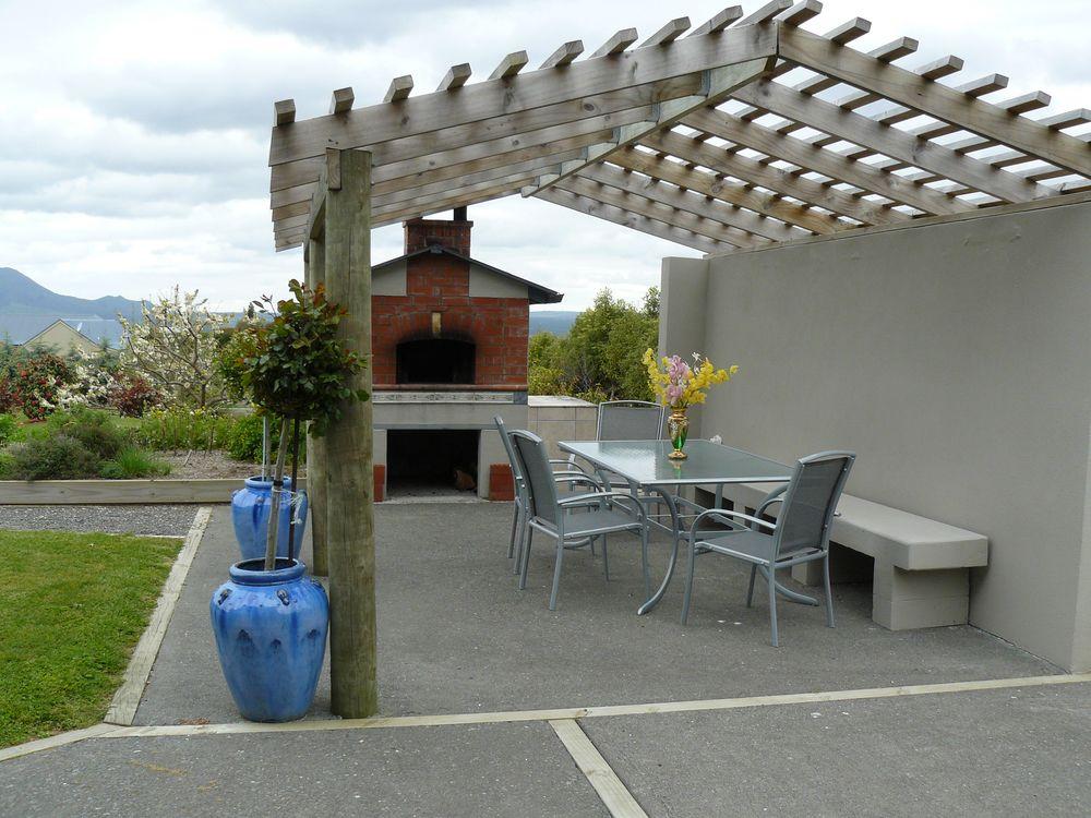 Chalet Eiger Taupo Exterior photo
