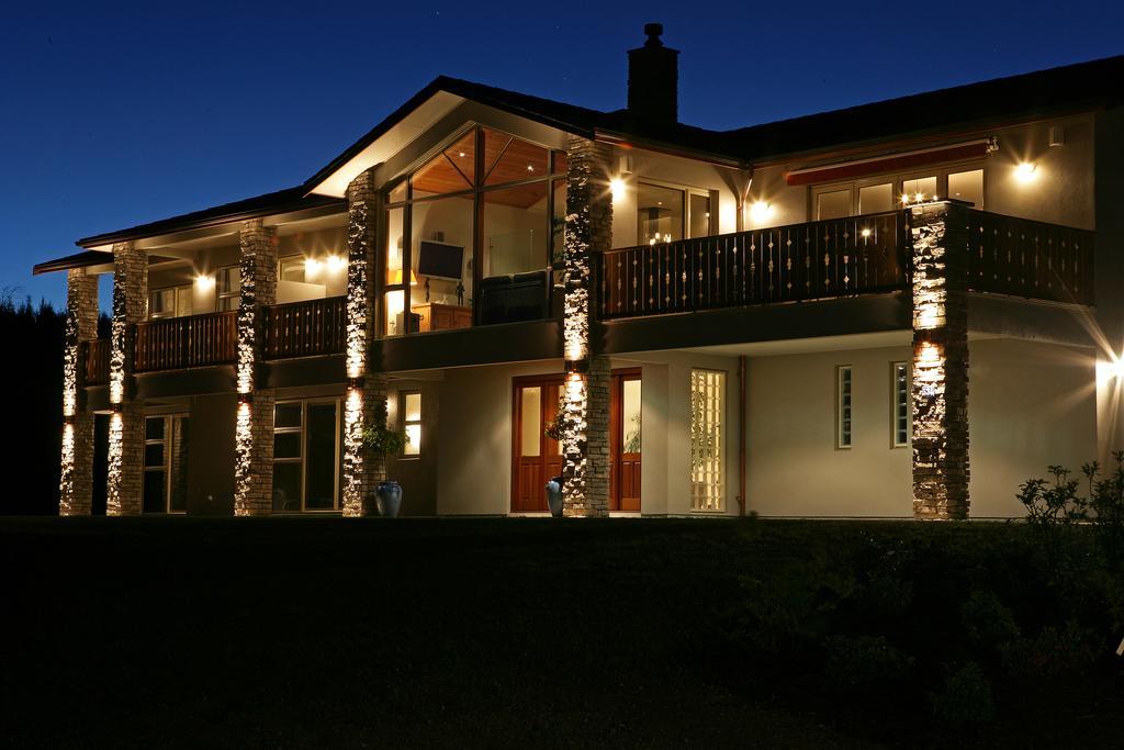 Chalet Eiger Taupo Exterior photo